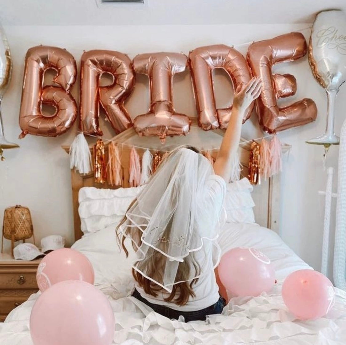 Bride XL foil balloon